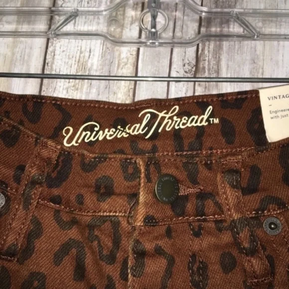 Universal Thread Vintage Stretch Leopard Straight Leg Pants - Picture 5 of 7